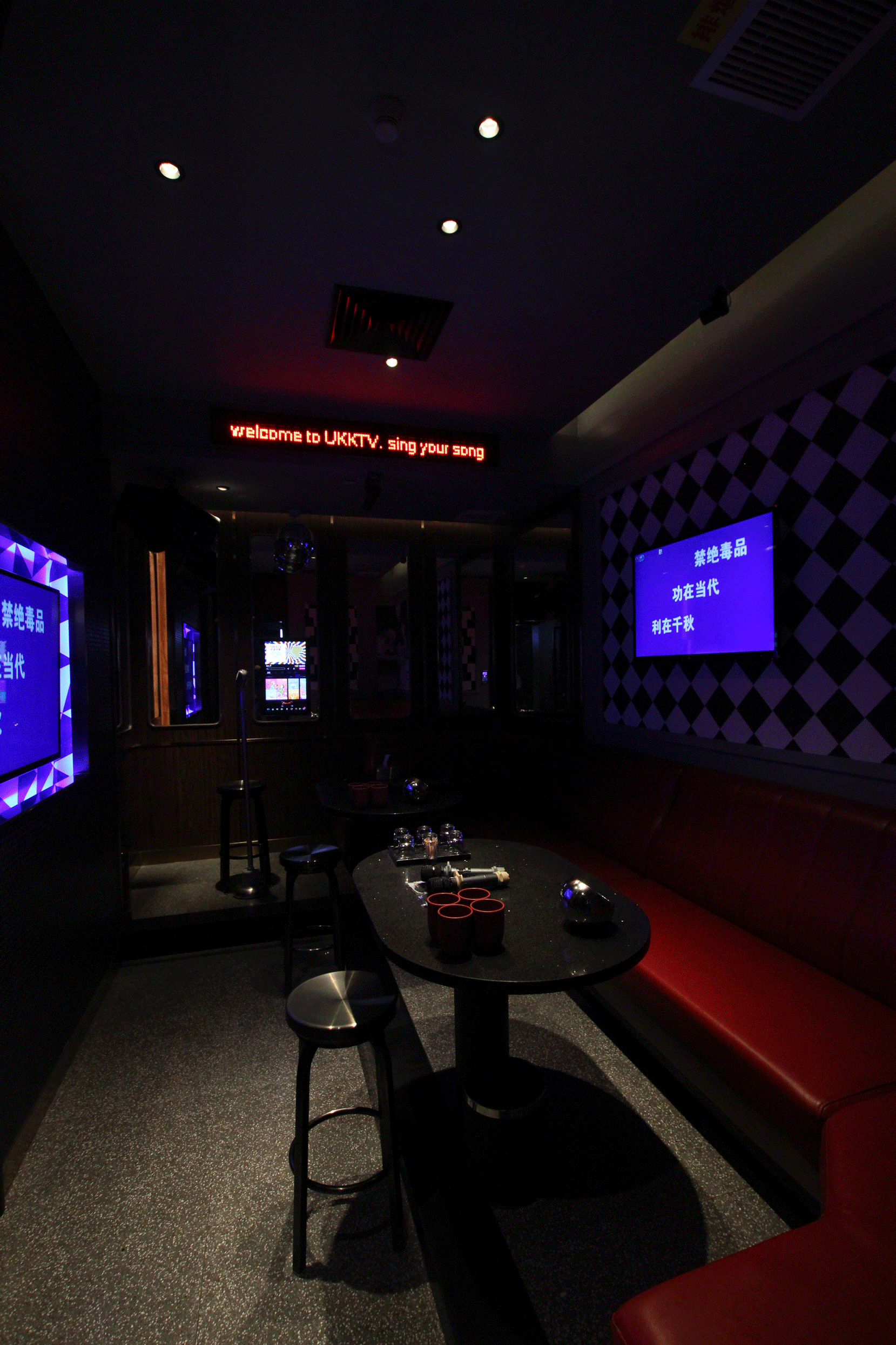 骑光穿越 | 埃素灯光设计营造主题街区场景化娱乐新体验-41