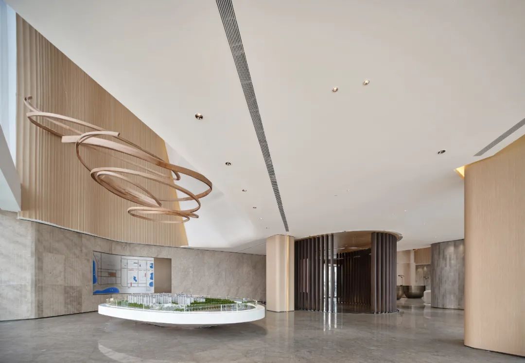 苏州美的阅湖山体验中心——自然诗意的现代空间-35