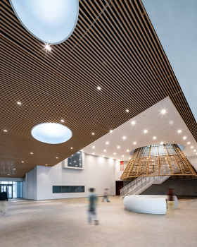 林芝市工布江达县人民医院,藏医院整体搬迁项目丨中国林芝丨同济大学建筑设计研究院（集团）有限公司 建筑设计四院