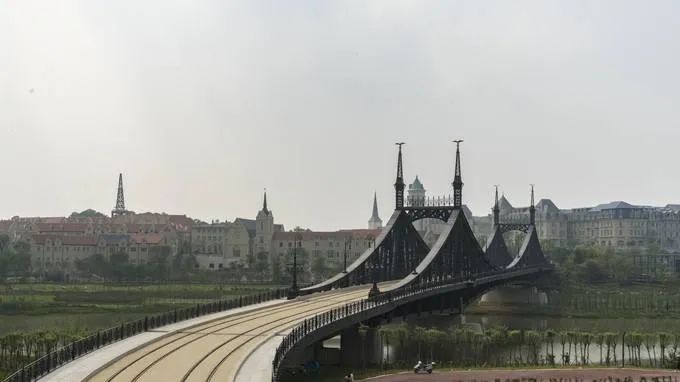 负空间|异托邦,之间的秩序-125