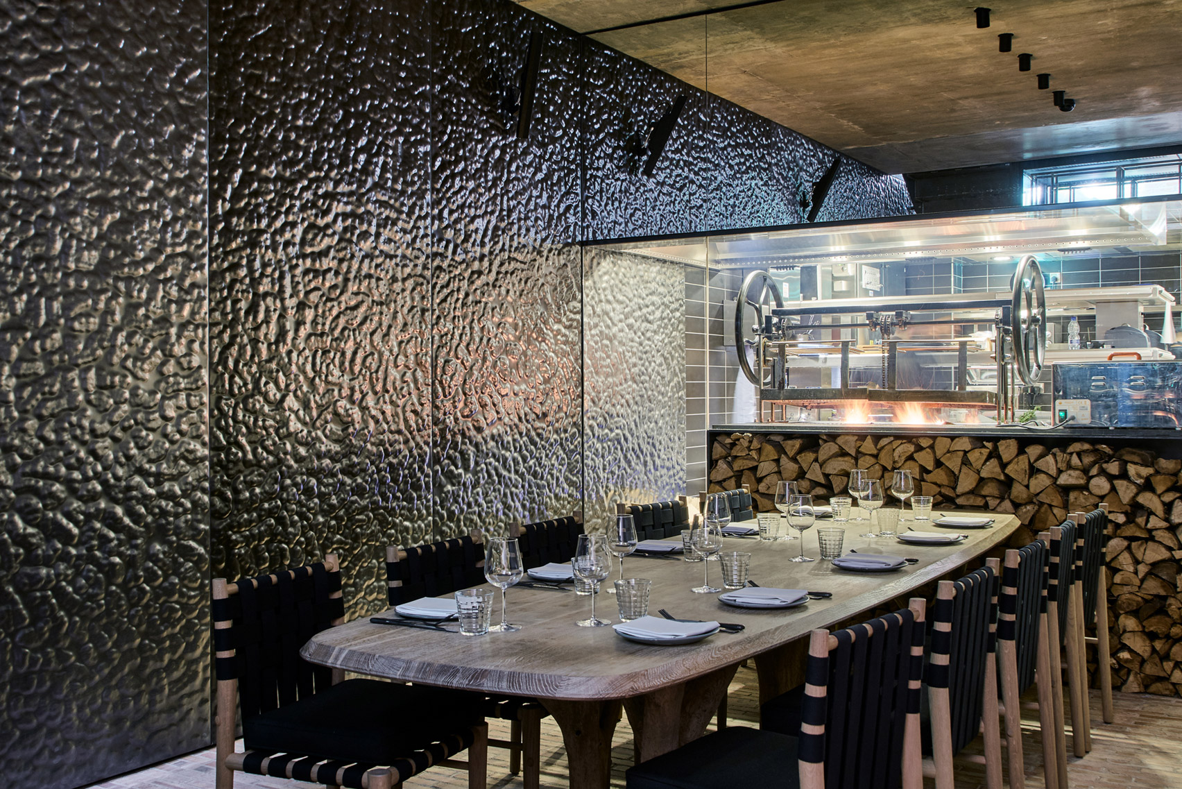 Brick bulges embellish ceiling of Fucina restaurant by Andy Martin Architects-15