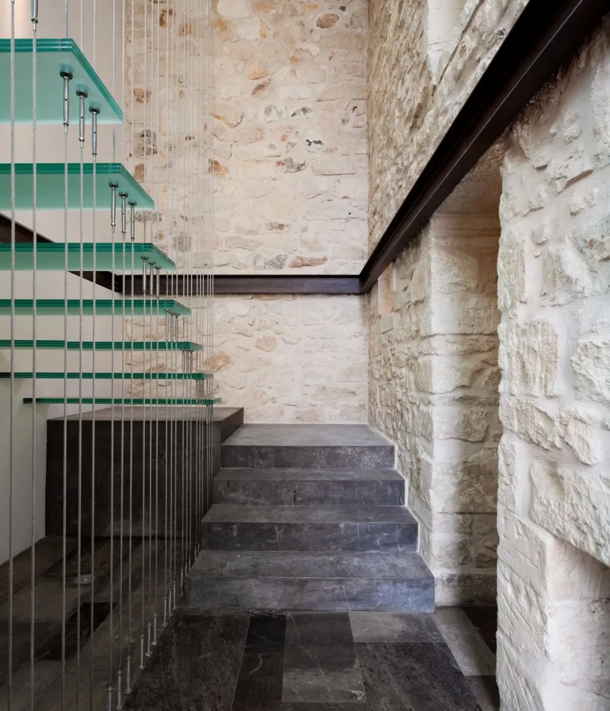 意大利修复古堡别墅,新旧对话的光影空间-29