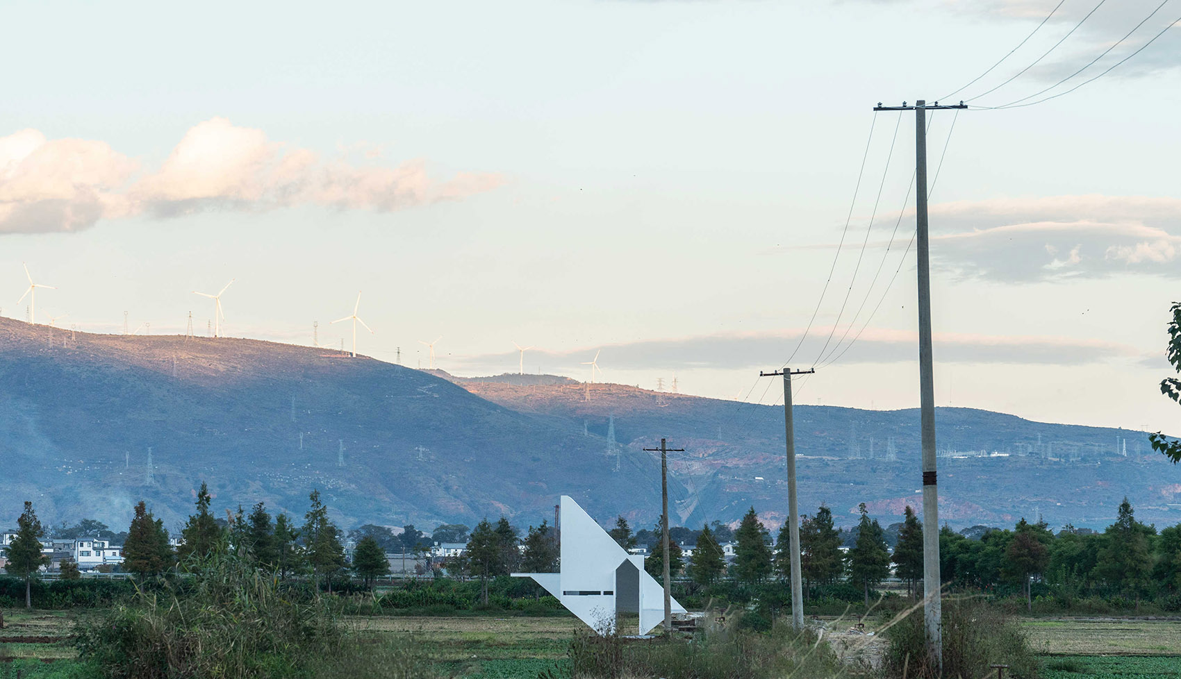 田野间的“碠”建筑 | 村民与游客的四季对话-6