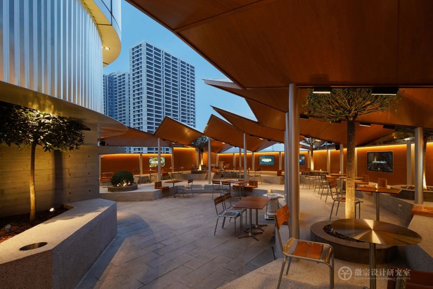 「被撕开的礼盒」SOONSOO CHICKEN中国首店设计丨中国郑州-18