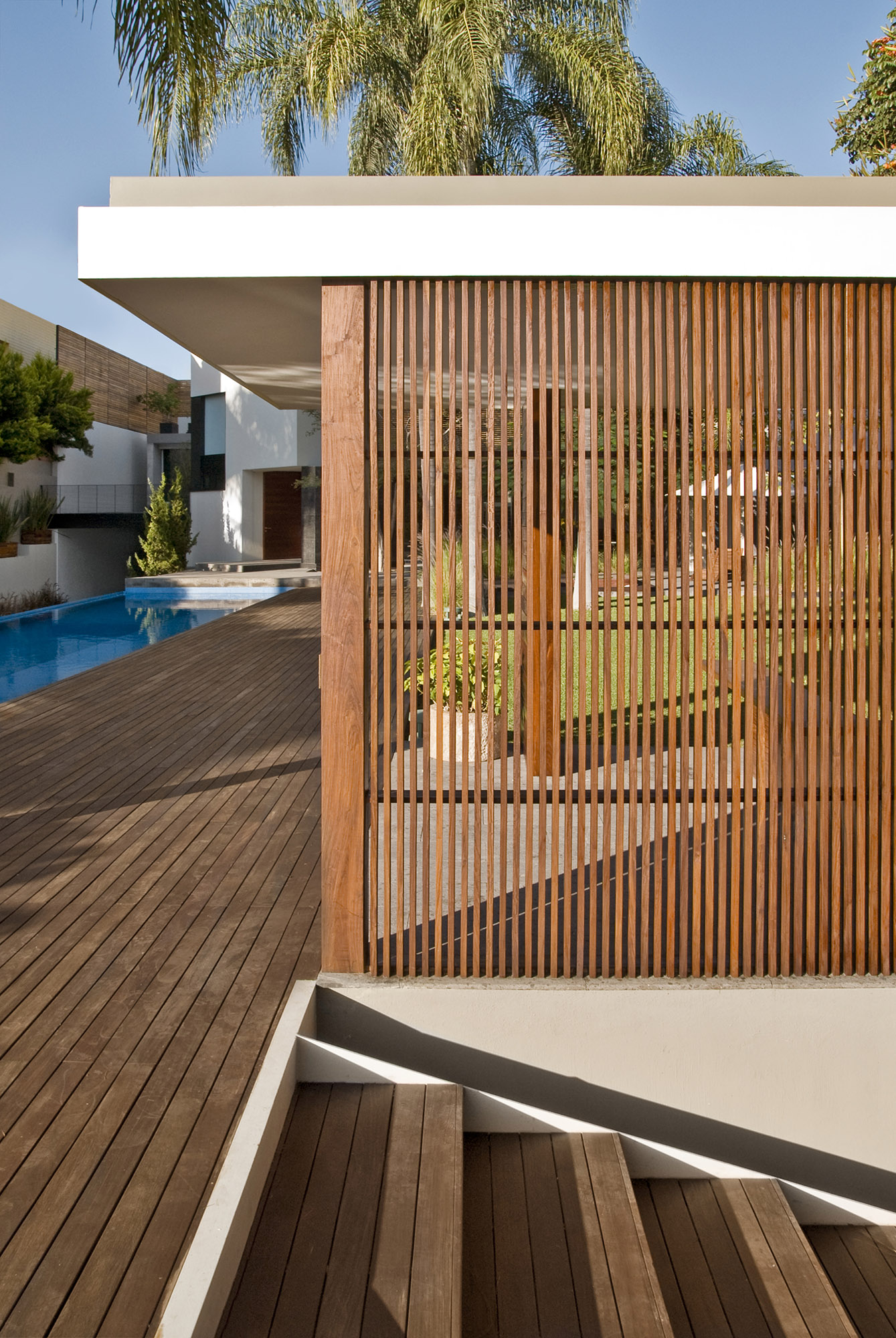 RP之家

注：Casa常见于西班牙语或葡萄牙语中，意为房子、家 ，RP因没有更多背景信息，暂按其字母原样保留，可结合具体情境赋予其更准确的含义 丨墨西哥瓜达拉哈拉丨Alvaro Moragrega,arquitecto-13