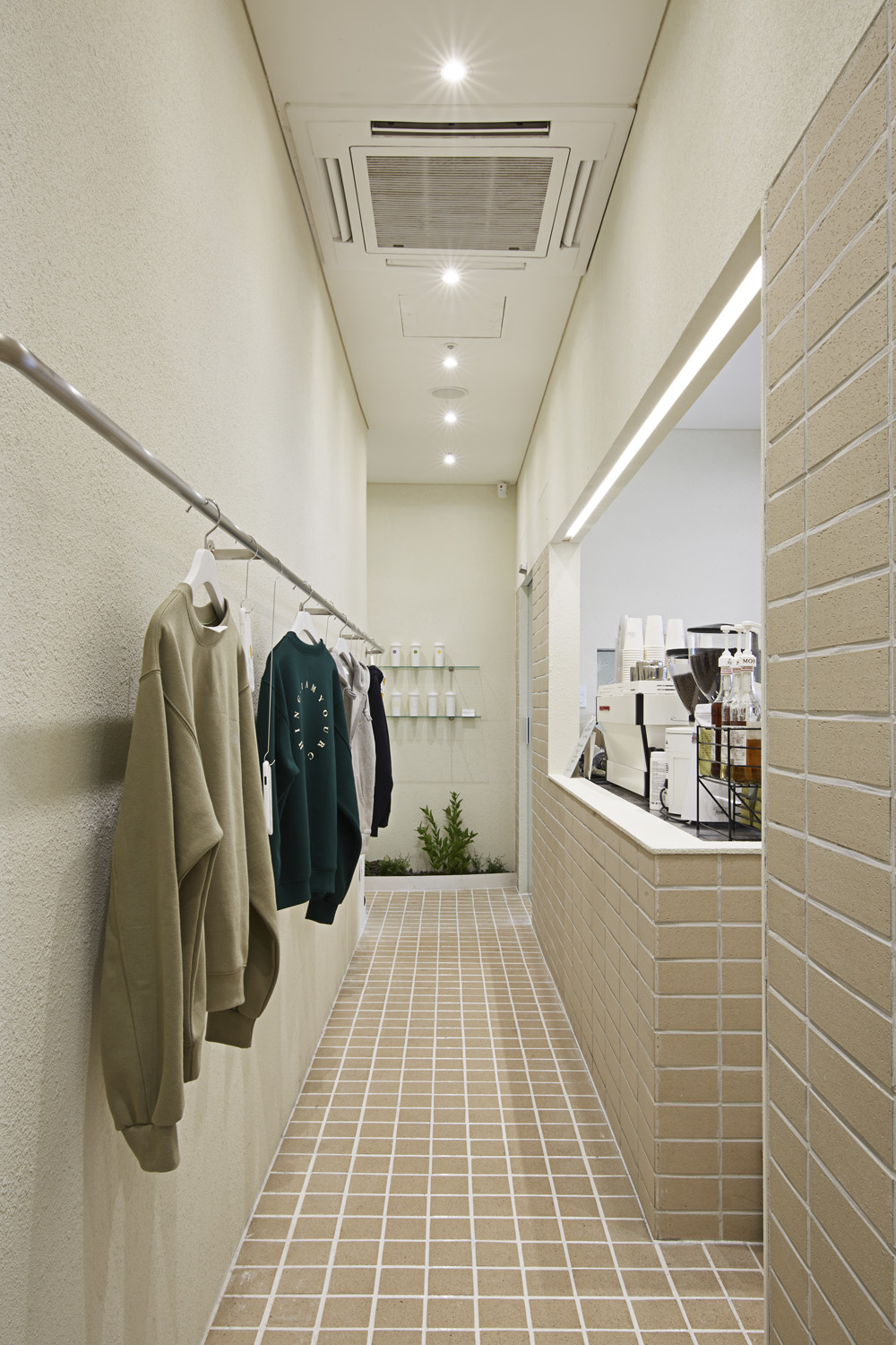 15 坪极简咖啡厅，打造温馨 INS 风-10