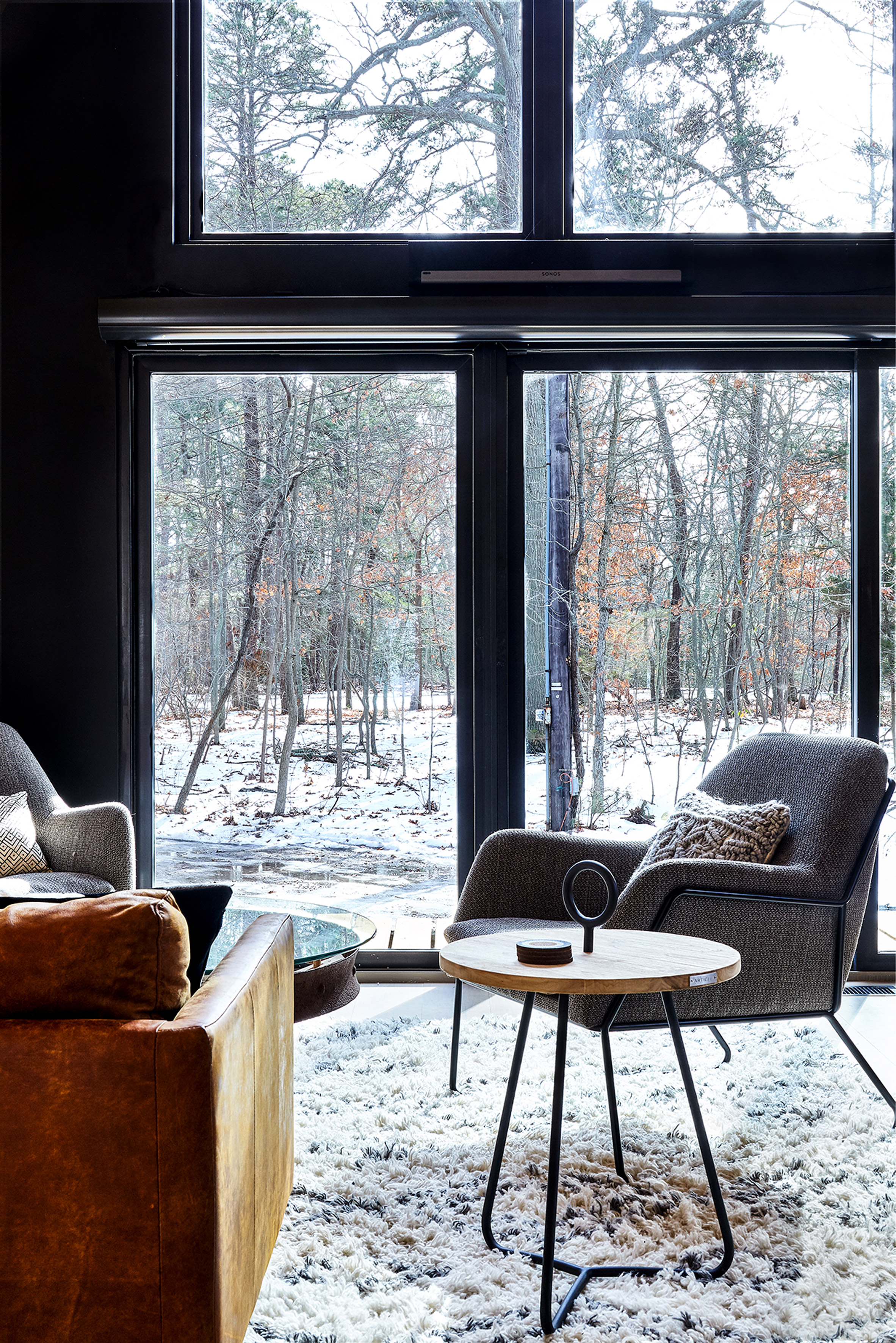 A-frame house becomes cosy guest lodge outside Philadelphia-7