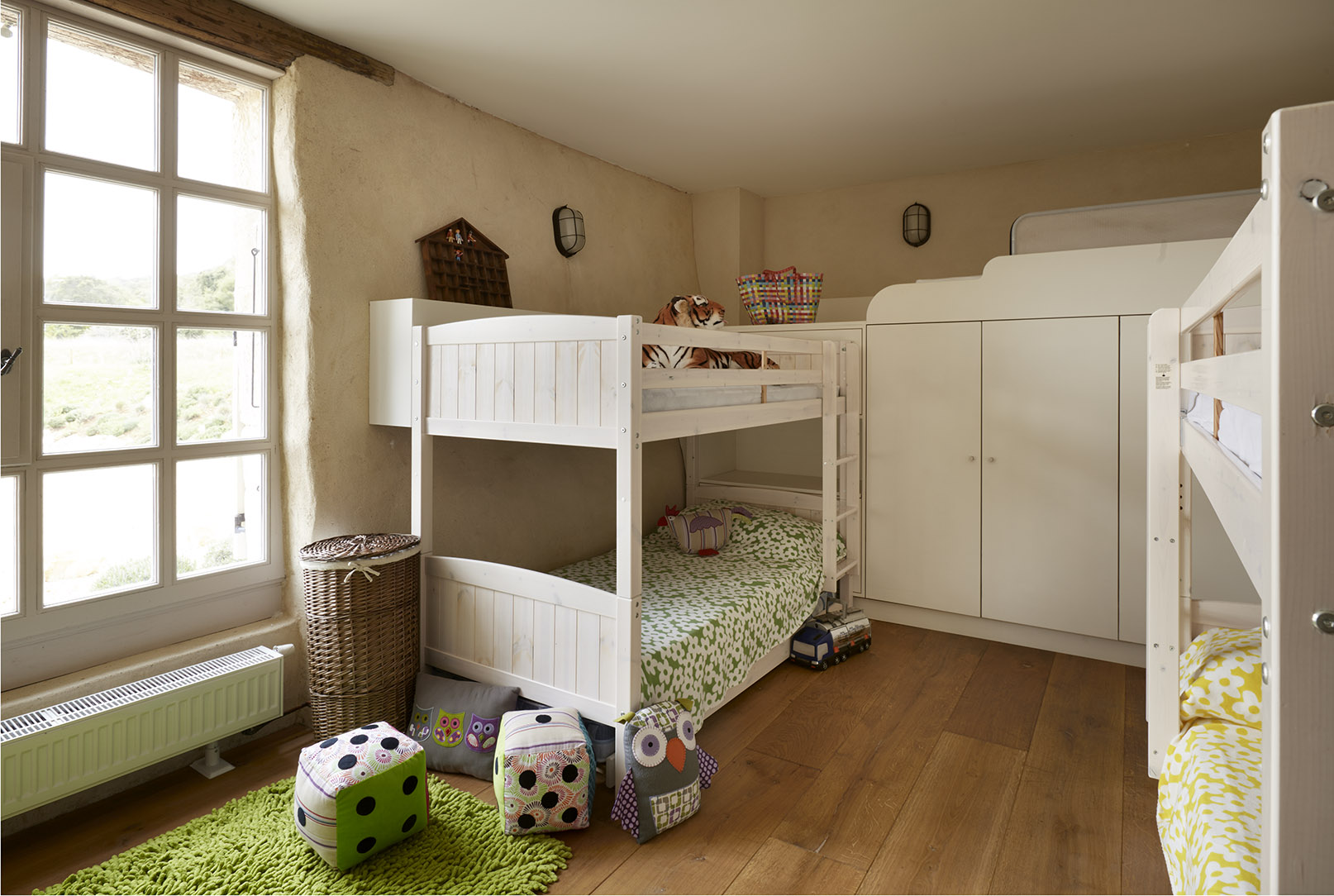 法国南部旧丝绸农场-18