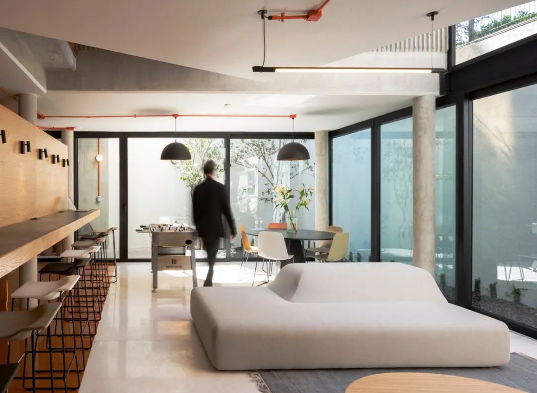 学生共享生活社区 · Interlomas 公寓丨墨西哥墨西哥城丨勾勾手设计网-30