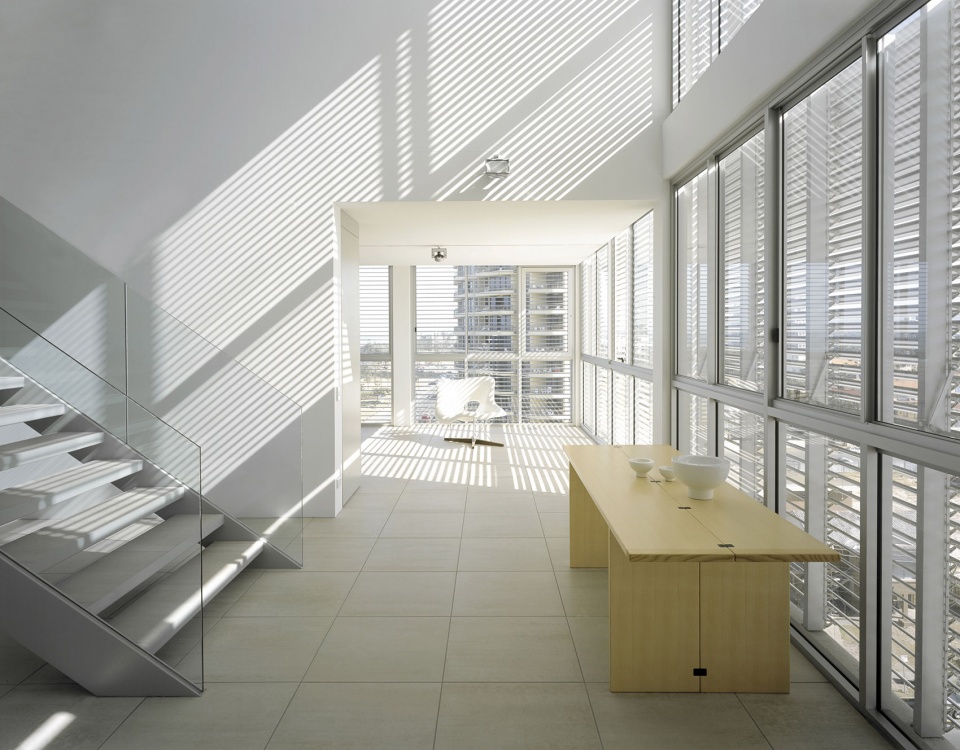 澳大利亚宽滩大楼 · 双塔悬臂式结构与自然共生-32