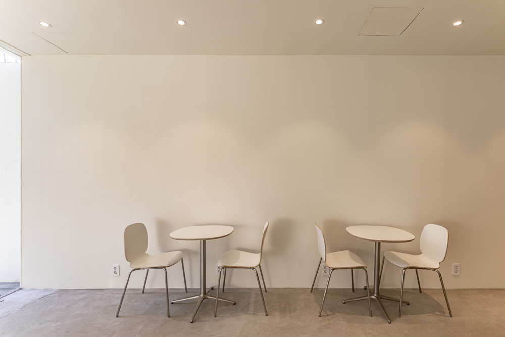 20 平米极简咖啡厅 打造温馨小空间-8