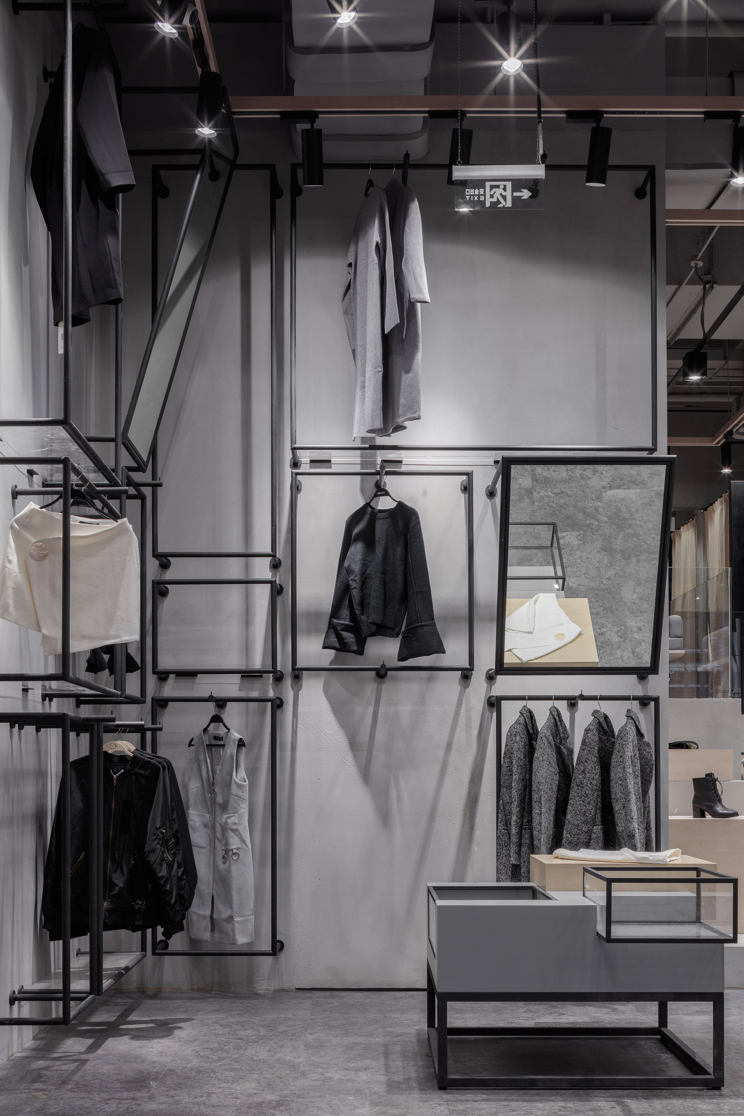 X+Living designs four themed fitting rooms for women's clothing store in China-29