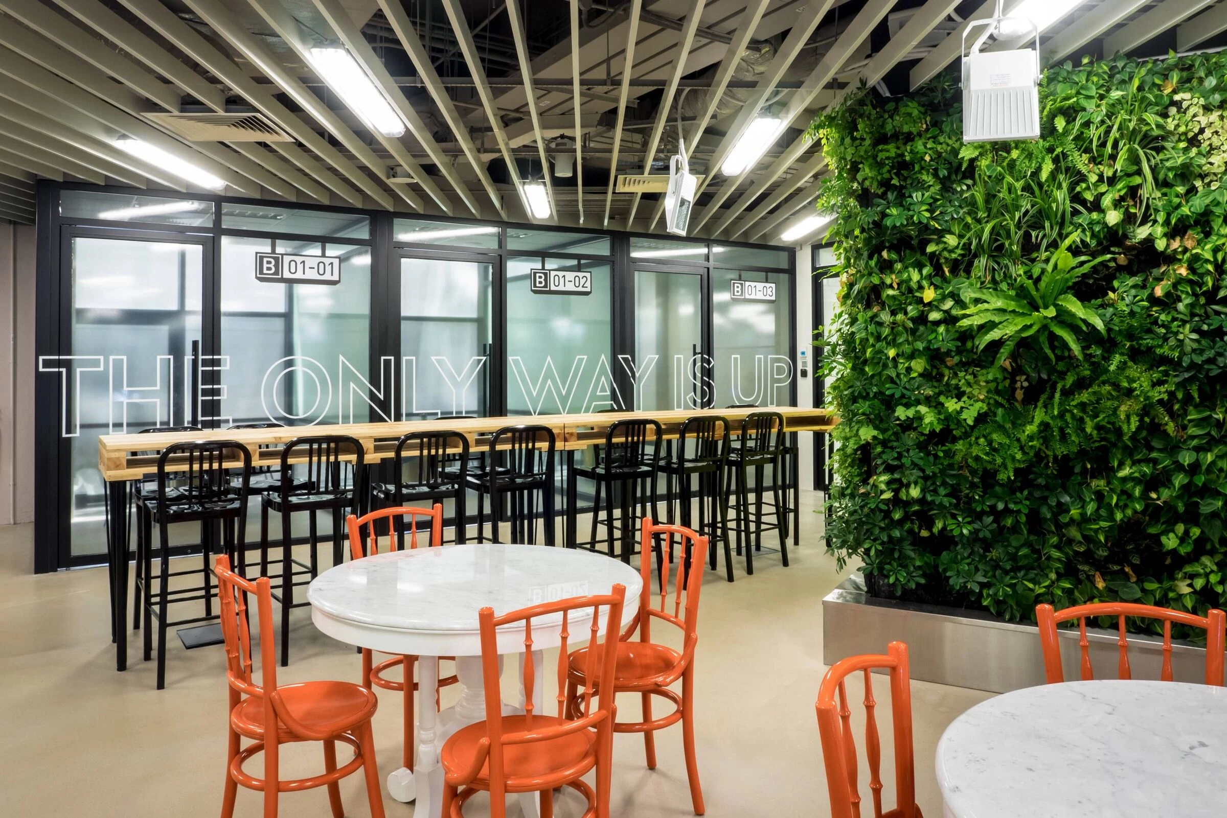 新加坡航空主题共享办公空间· Egg Creatives 的“梦幻航站”-29