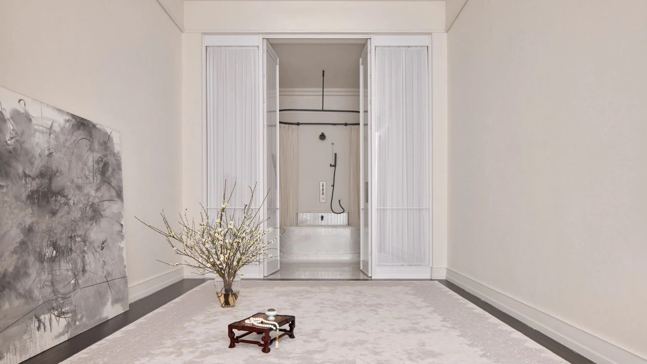 清晨5点散步夜晚8点冥想，她为自己打造松弛道场-38