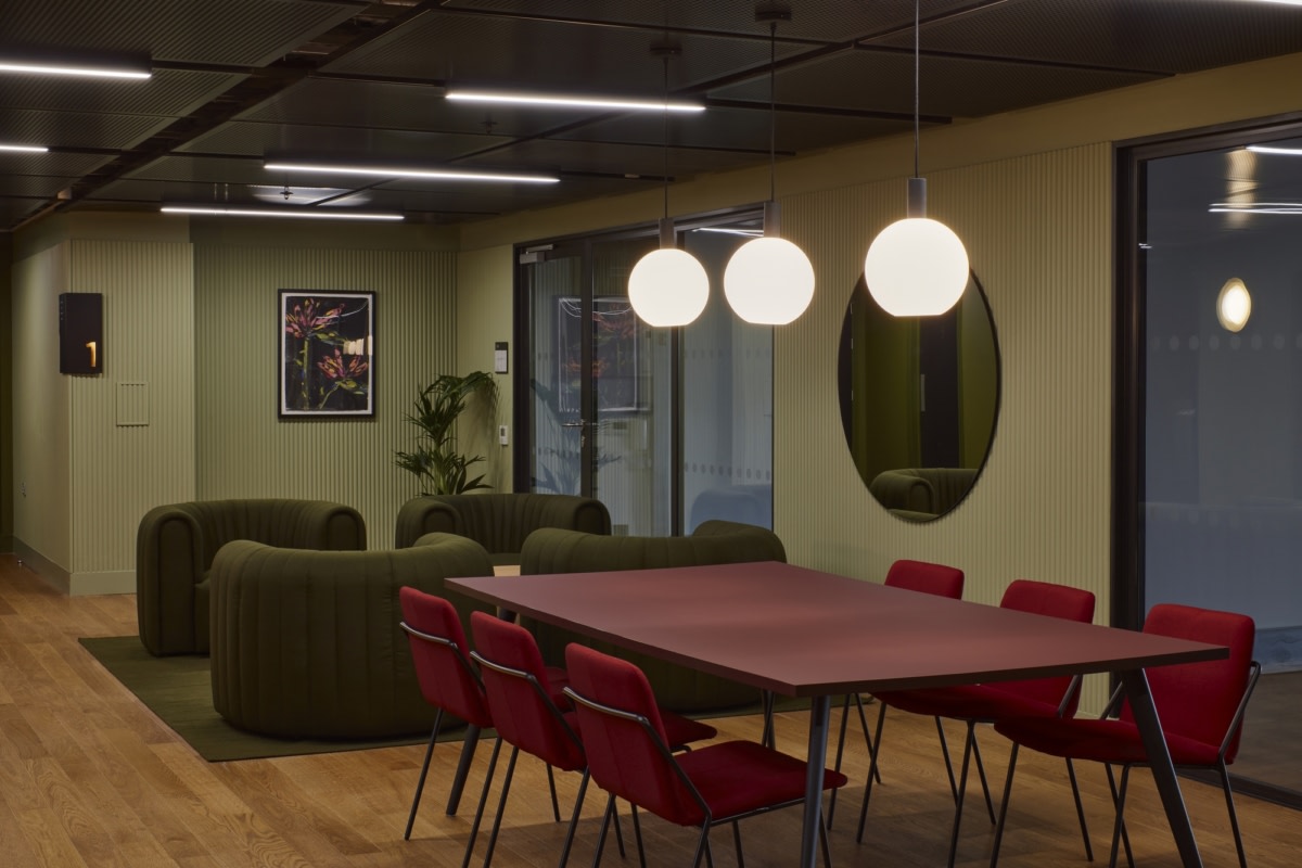 伦敦 Mirror Works Spec Suites 设计丨英国伦敦丨Trifle-17