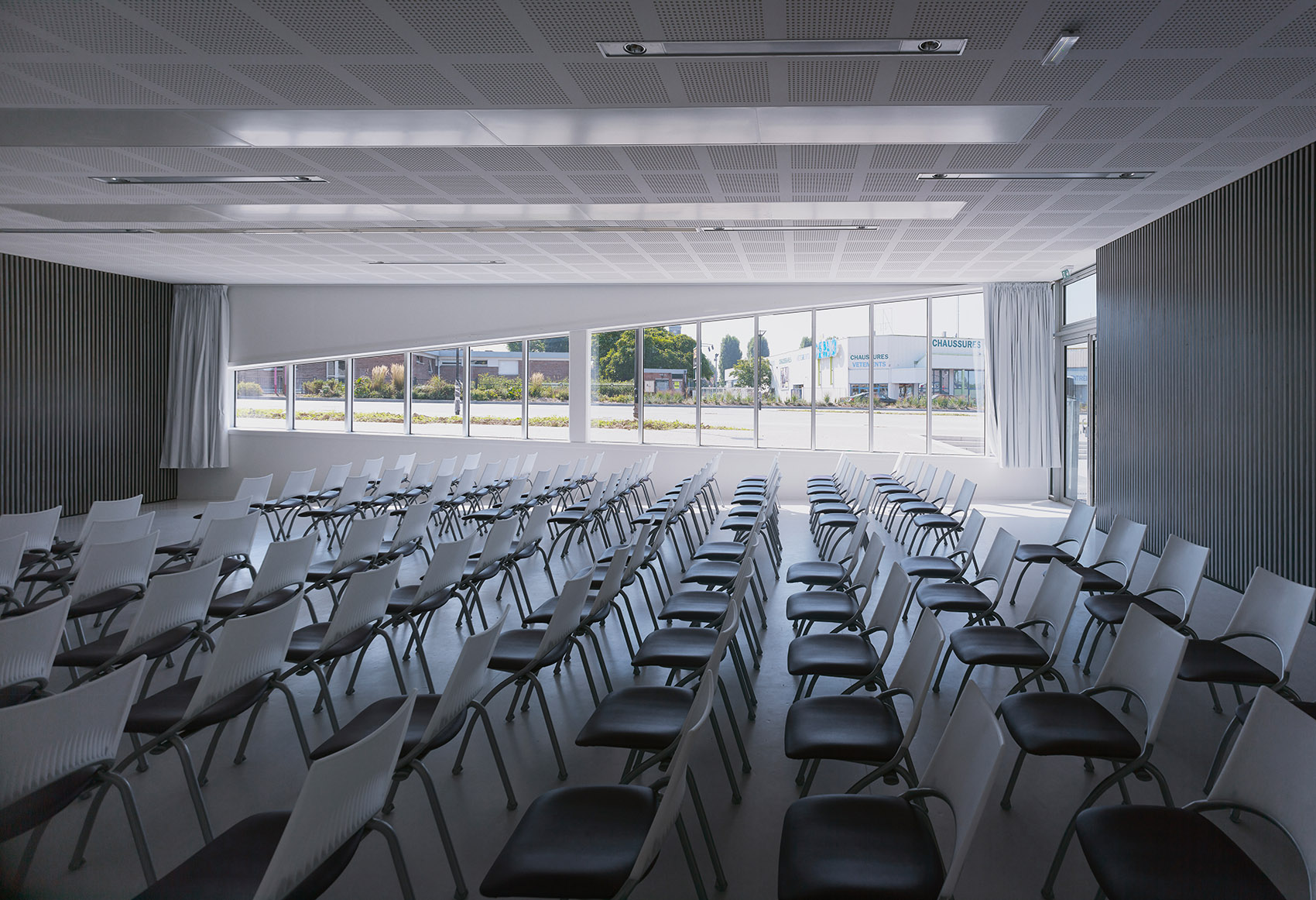 法国 Lucie Aubrac 中学丨Coldefy-33