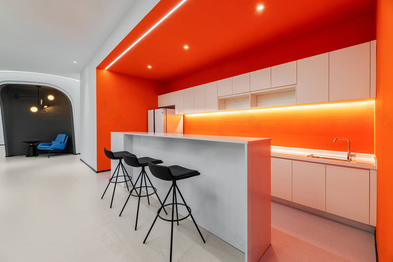 福建易起玩传媒有限公司办公室-15