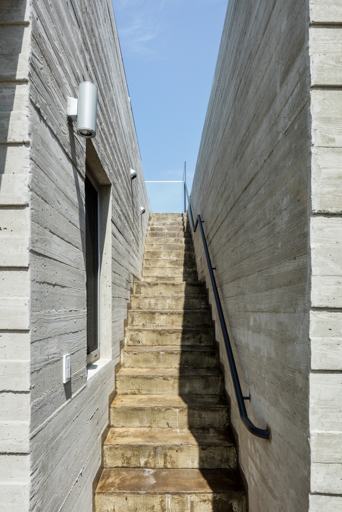 韩国海滨小屋,自然与建筑的和谐融合-36