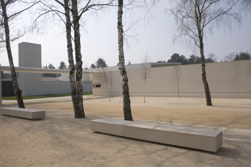 城市公墓的极简主义原创设计项目丨文本未提及-8