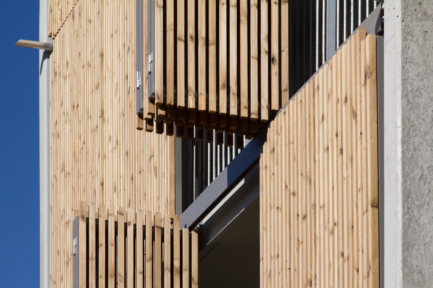 融合绿意的法国 Mouans·Sartou· 社会住宅与商铺设计-45