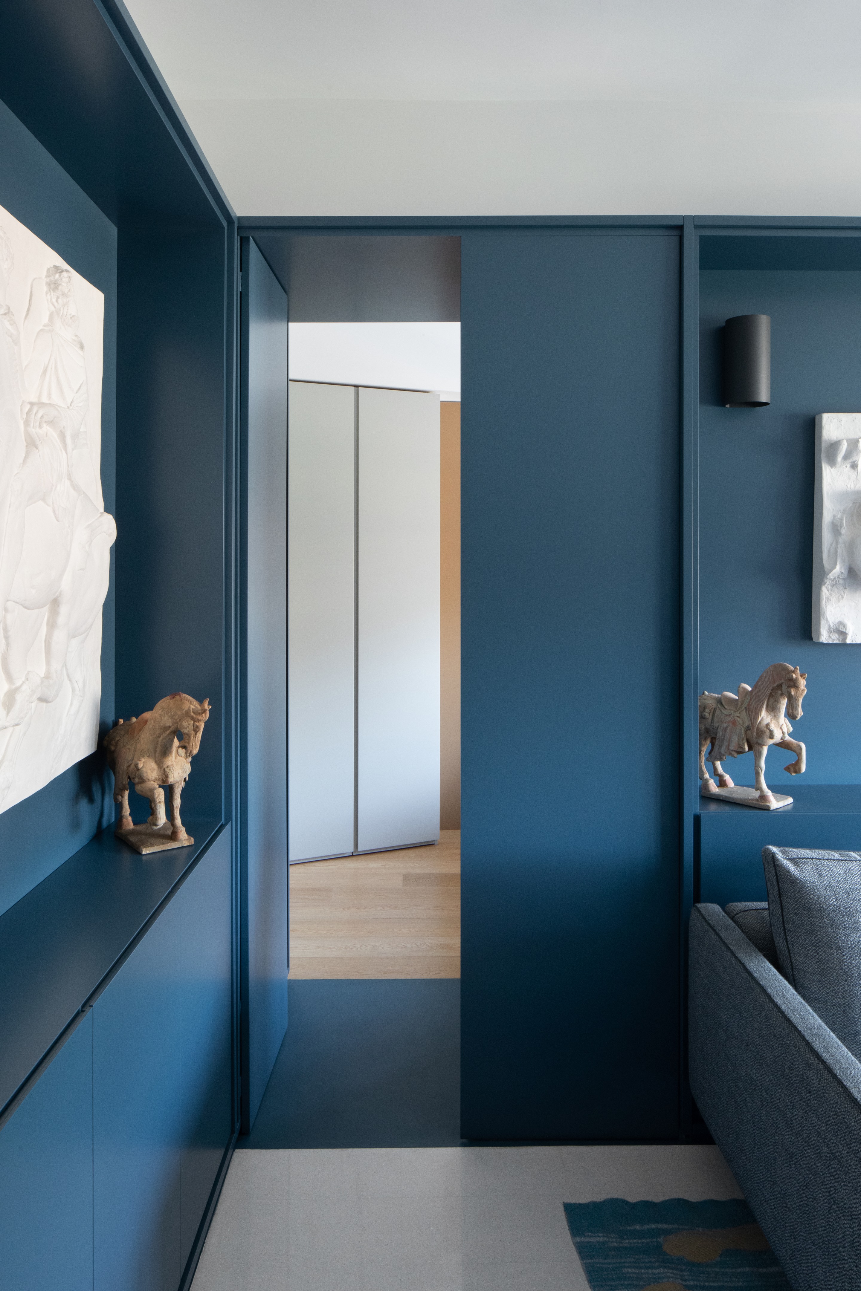 CasaDiva·PuntoZero·不规则空间里的蓝色秘境丨意大利罗马丨Punto Zero Architetti-27