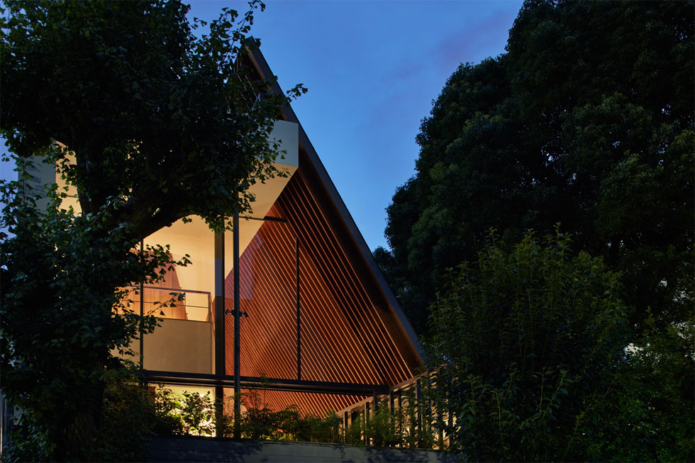 House of Glittering Leaves-5