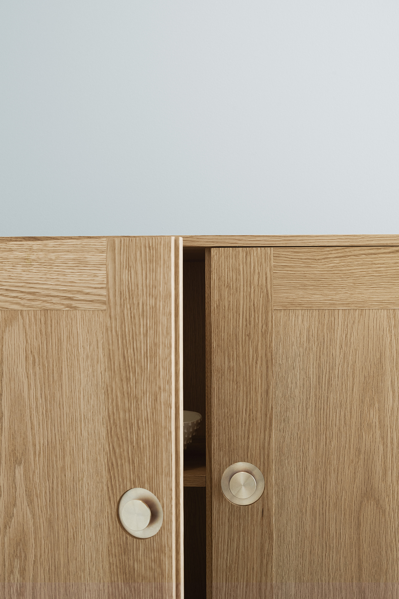 Carl Hansen & Son 新品 | FK63 书架系统与 RF1903 侧坐沙发-10