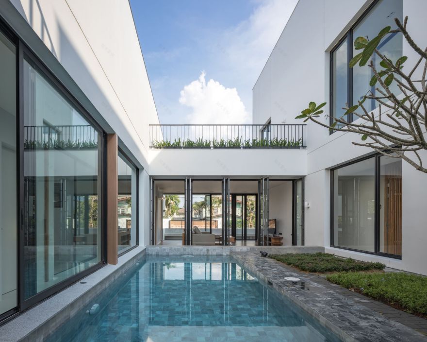 曼谷郊区六居室庭院住宅-29