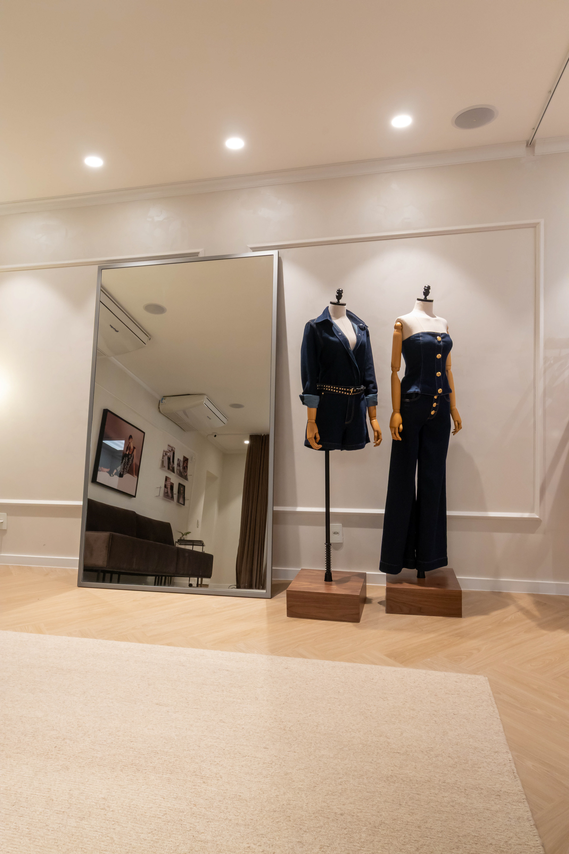 店铺设计 晚安(法语Bonne Soirée常见用于晚上与人分别时表达祝你有个美好的夜晚,这里直译为晚安较合适,若结合更具体语境可能有更精准译法) 丨ARIA STUDIO-6