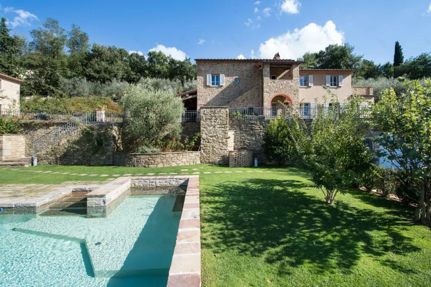 意大利托斯卡纳山间别墅的现代演绎-17