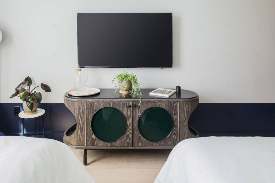 .wp-custom-logo .site-container .title-area {
max-width: 90px;
}
.wp-custom-logo .title-area {
padding-top: 11.176470588235px;
}
-6