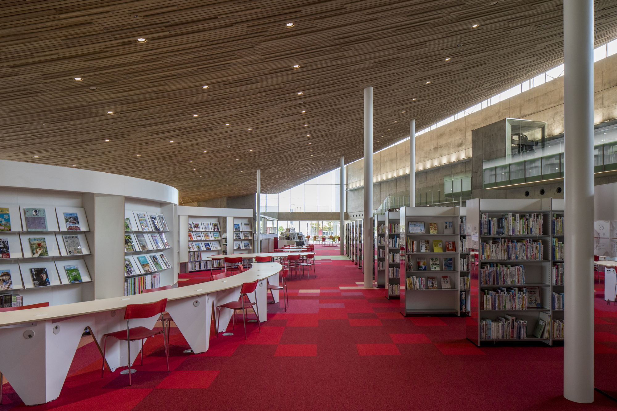 砺波市立图书馆丨日本富山丨MIKAMI Architects-39