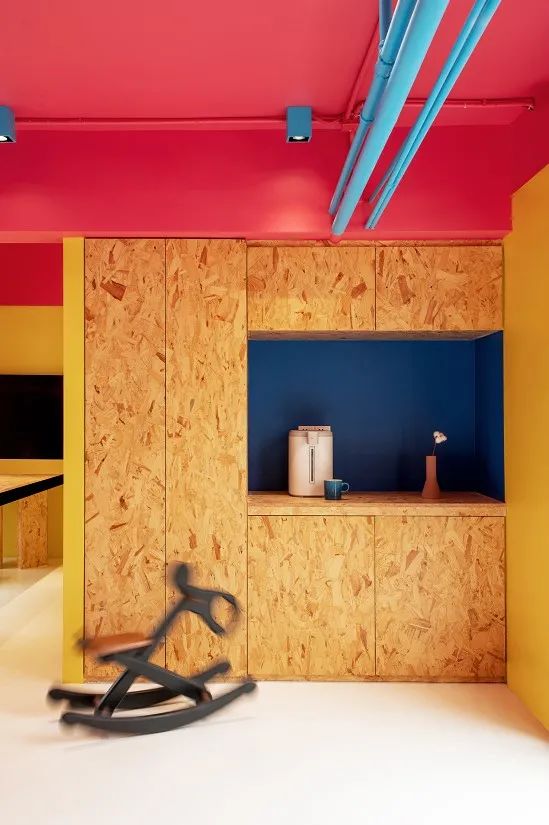 上海彩色办公室丨中国上海丨张烨建筑事务所-51