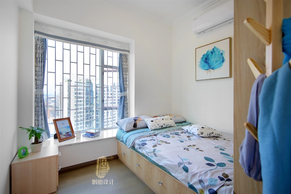 广州润粤大厦北欧风家居设计,原木与彩色的和谐搭配-47