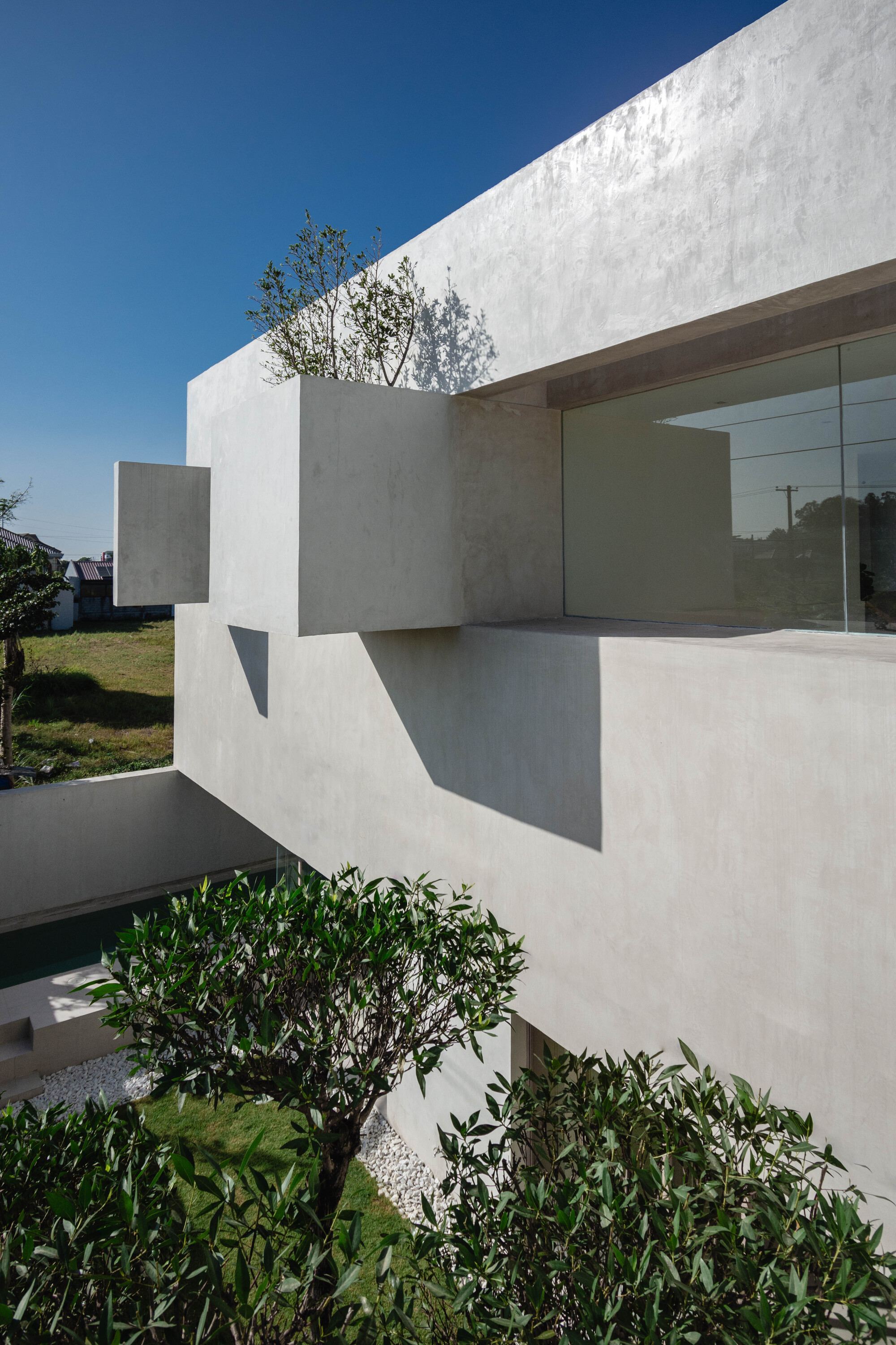 穿过房子丨菲律宾丨Jim Caumeron Design-17