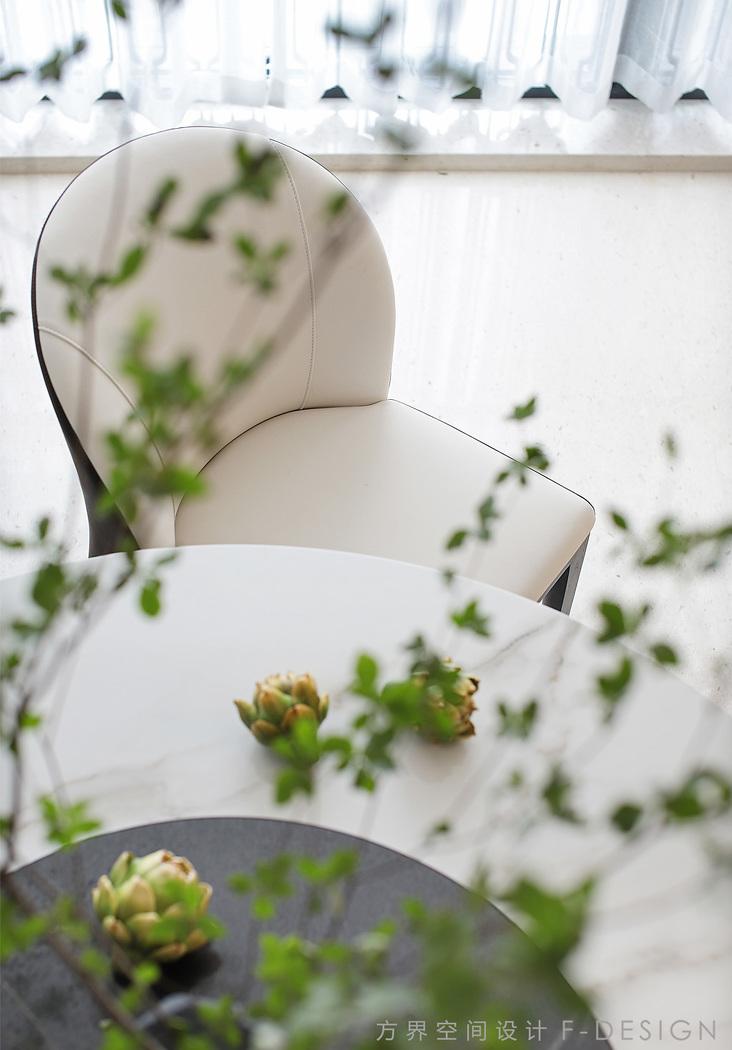 方界设计 | 静逸平层,打造多功能舒适家居空间-15