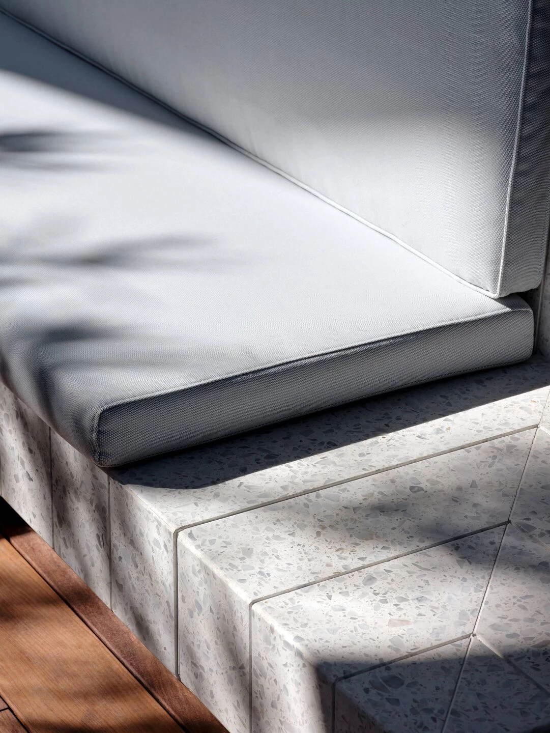 色彩盛宴 · Pharrell Williams 与 Jean Imbert 的法国圣特罗佩兹餐厅设计-9