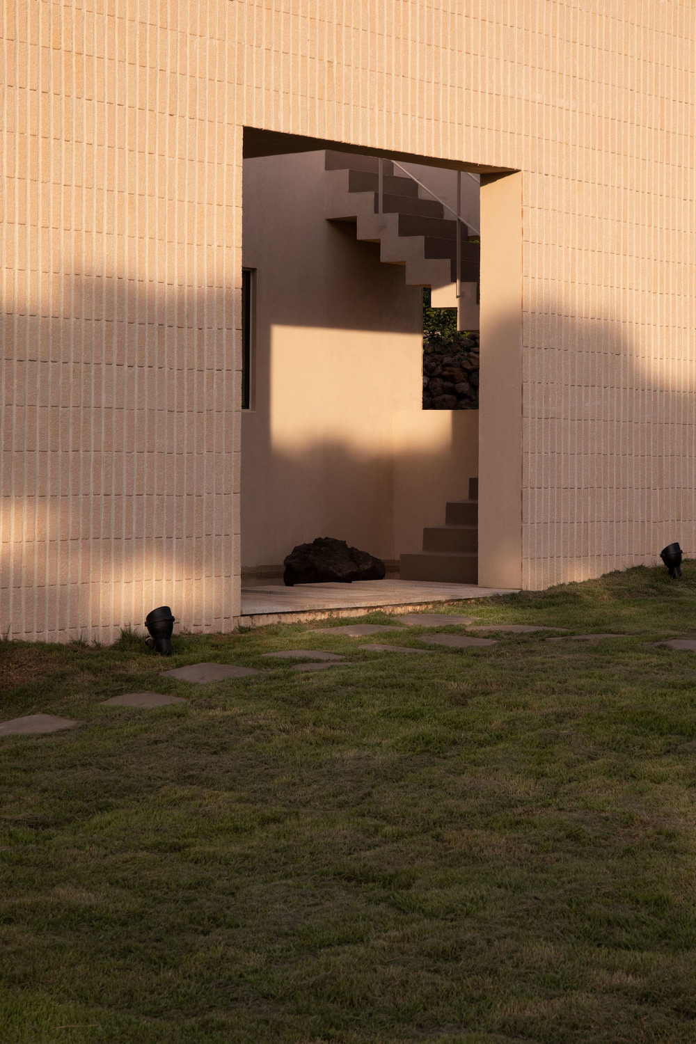 Orommarr 咖啡厅丨Z Lab 工作室-8