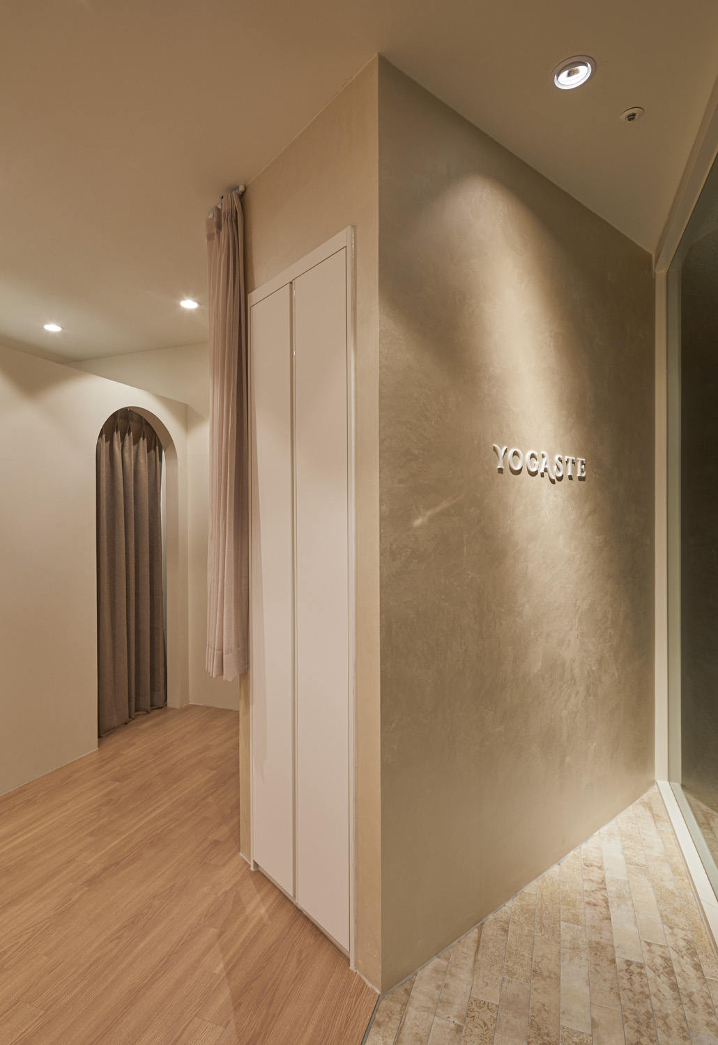 温暖氛围的 39 坪瑜伽空间设计-18