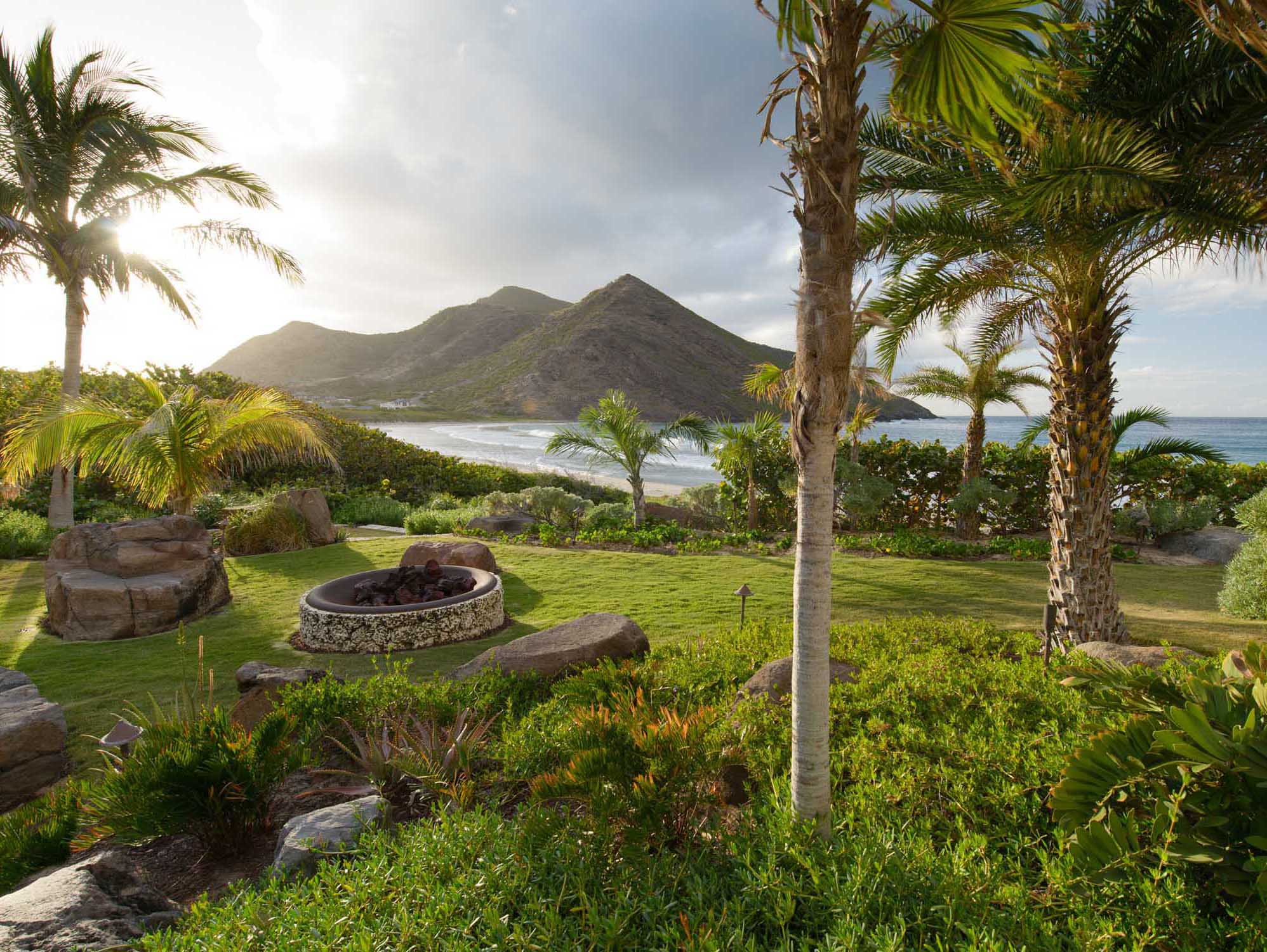 Pavilion 海滩俱乐部花园丨雷蒙德-7