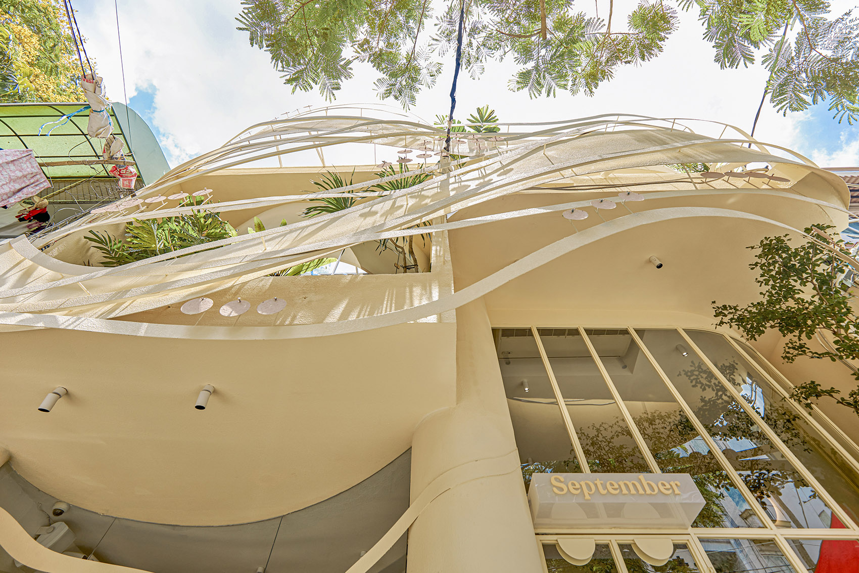 September 咖啡厅 2 号店丨越南胡志明市丨Red5studio + Ben Decor-82