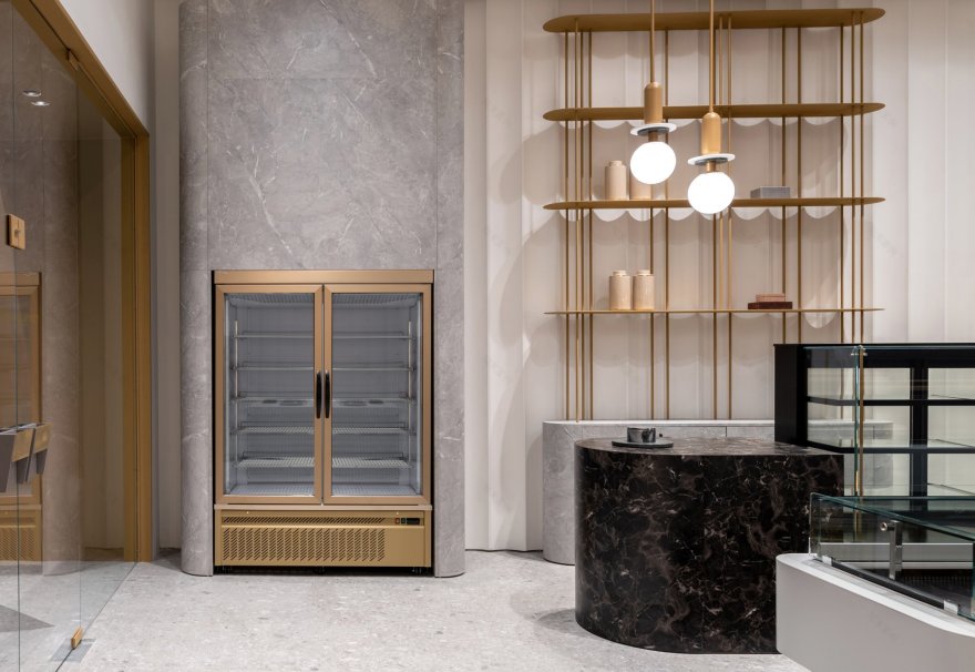 极简主义甜品店设计丨Yiannis Pouspourikas 设计工作室-11