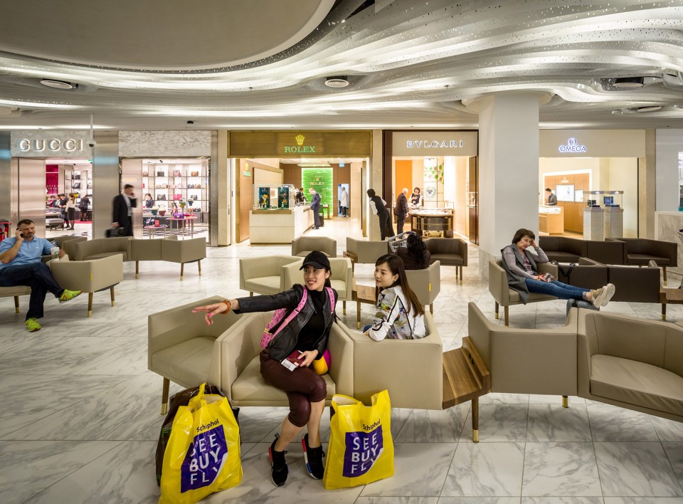 阿姆斯特丹机场第二候机厅,社交空间新定义-20