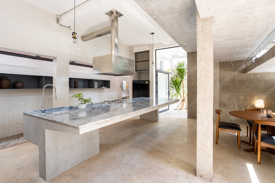 “S·O·S“雕塑空间 · SAOLA 建筑师的家庭住宅改造丨SAOLA ARCHITECTS-30