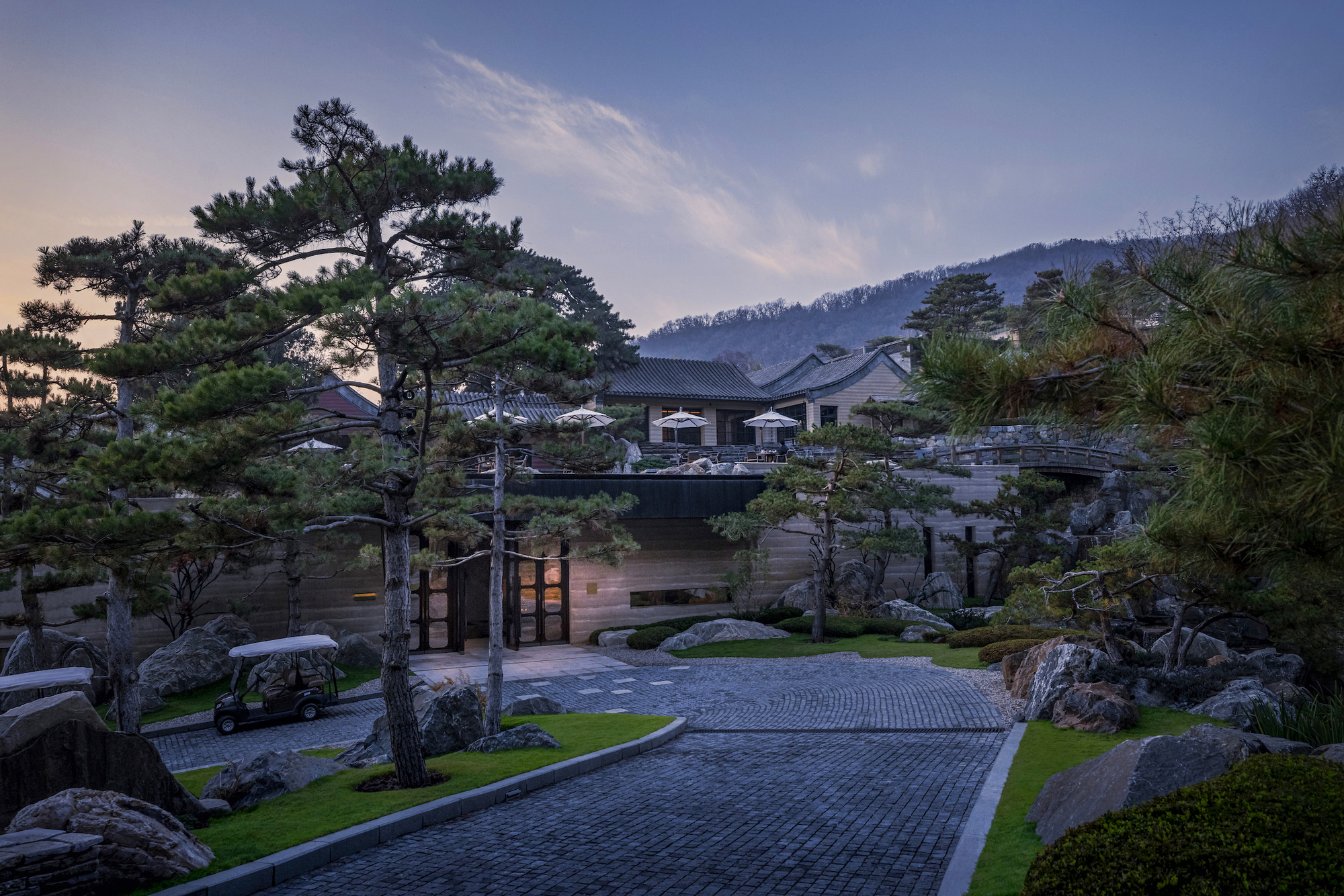 Beijing Xitan Hotel Landscape Design / Nikken Sekkei-68