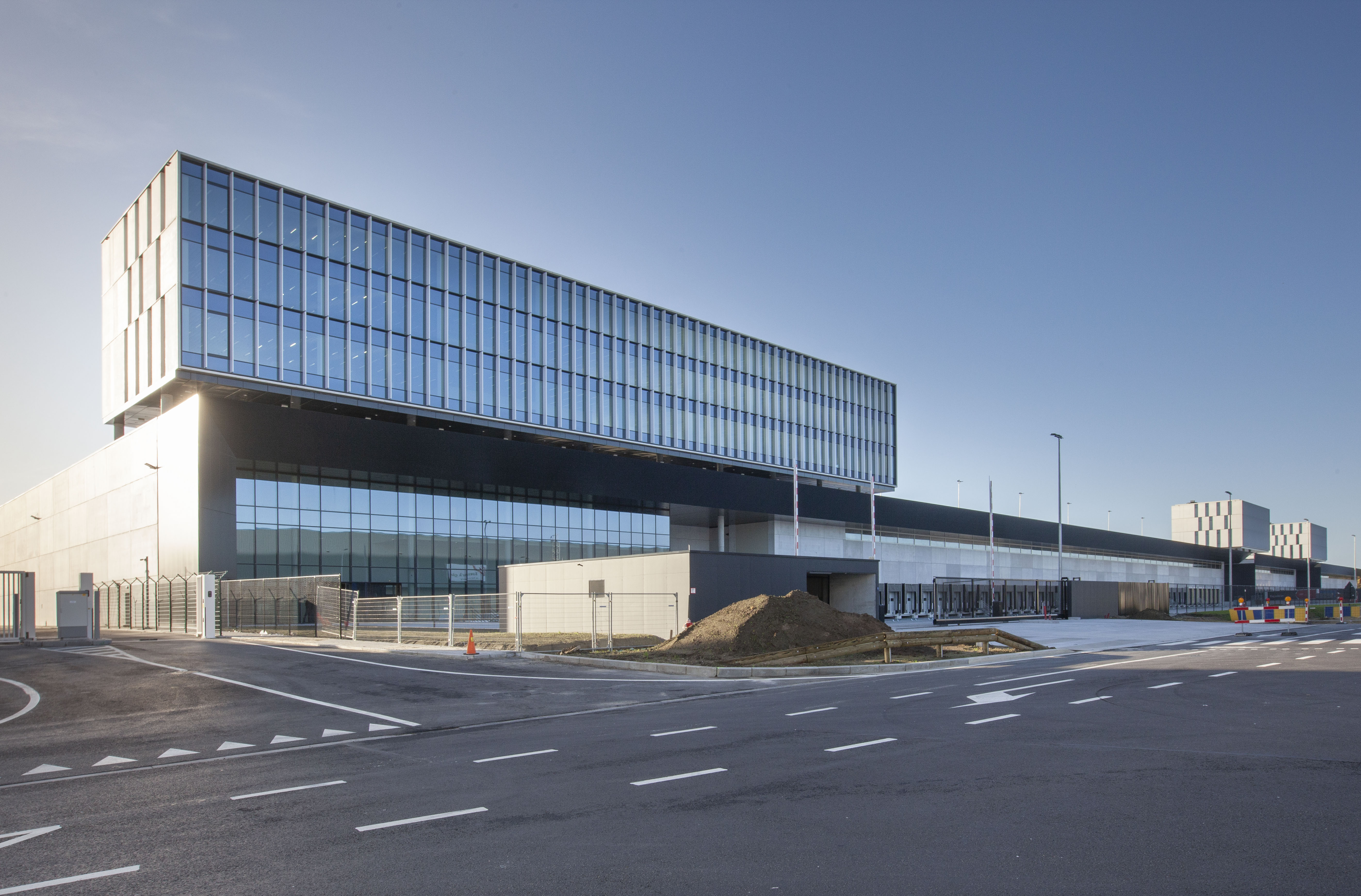 布鲁卡戈西部丨保加利亚鲁塞丨JaspersEyers Architects-20