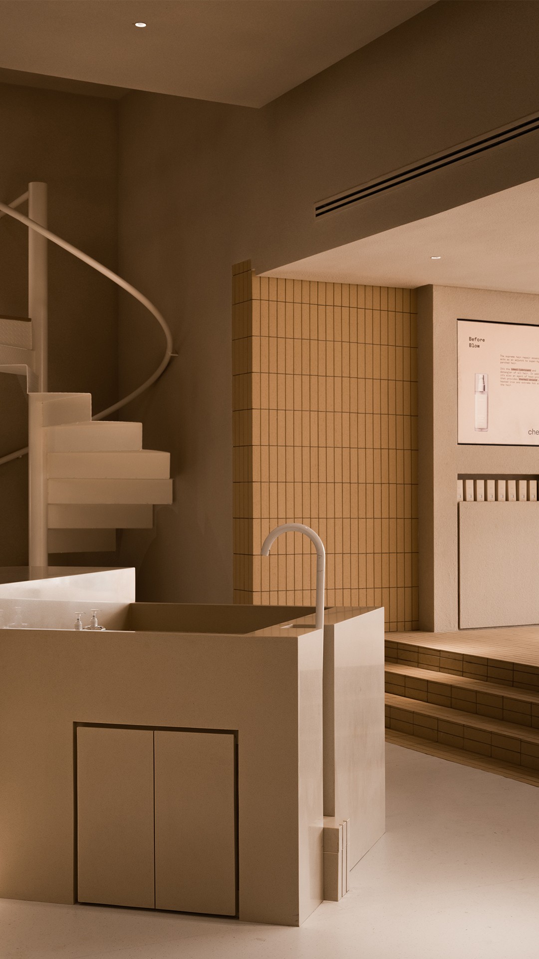 双空间工作室，雪儿美发沙龙丨法国里尔-0