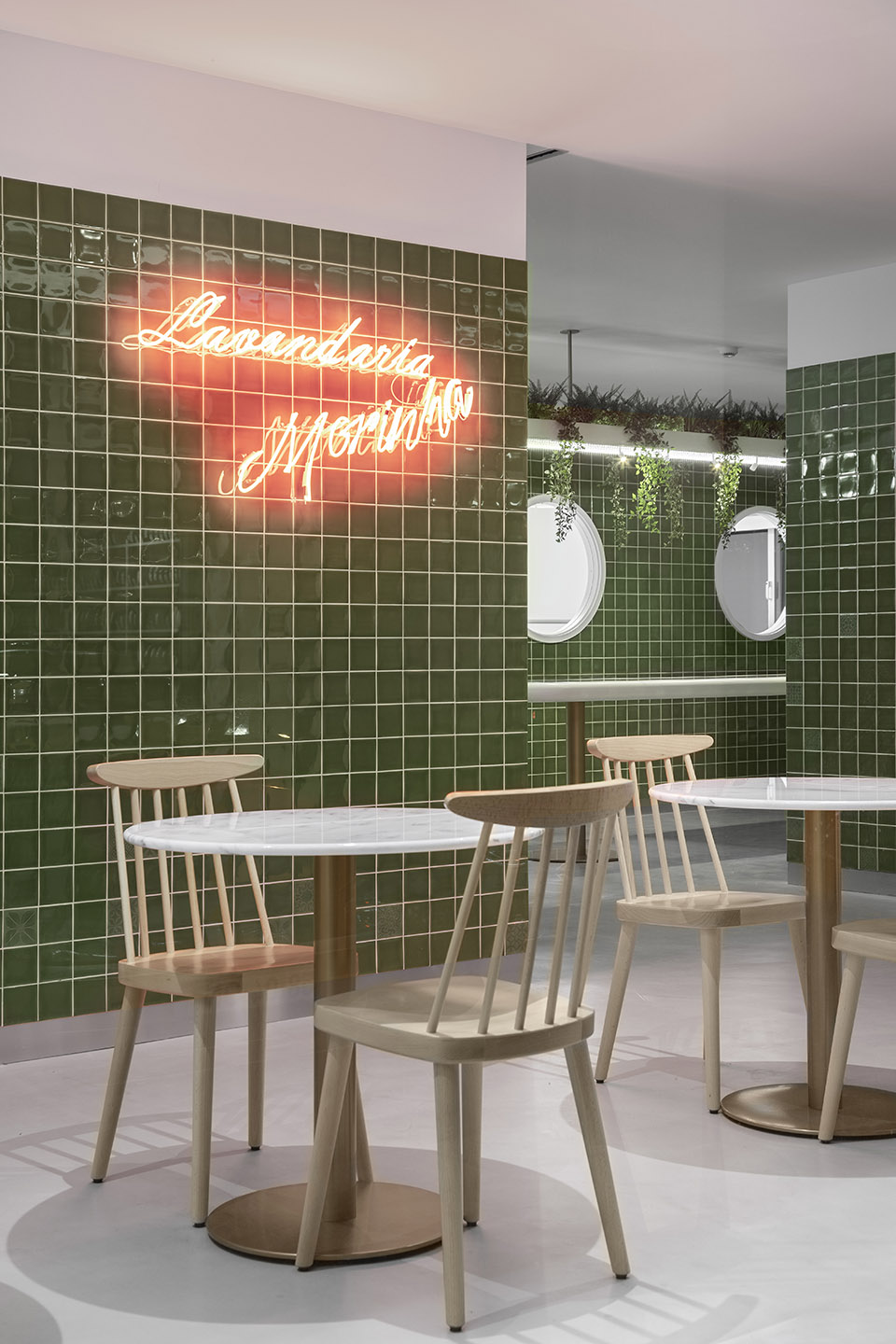 自助洗衣店，葡萄牙 / stu.dere + Civiurban-7