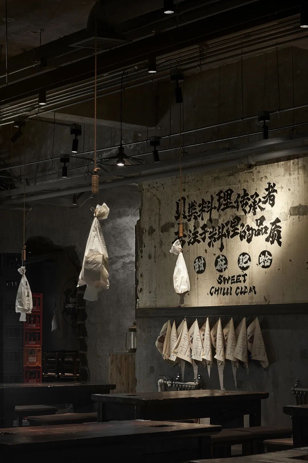 沈阳破店甜麻肥蛤总店 | 混搭美学的市井烟火气-9