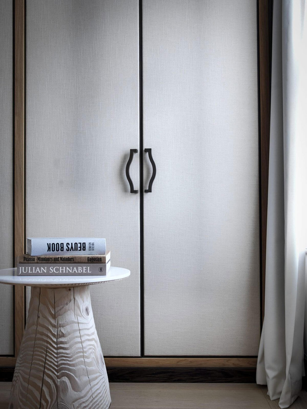 伦敦优雅公寓 | 现代设计与古典元素的完美融合-11